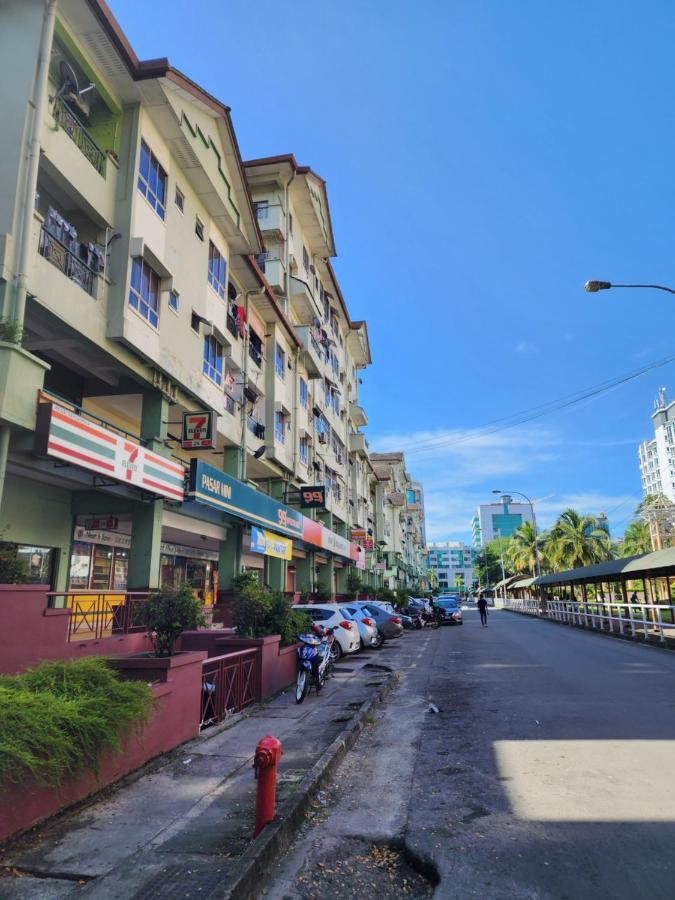 Y Homes Kota Kinabalu Exteriör bild