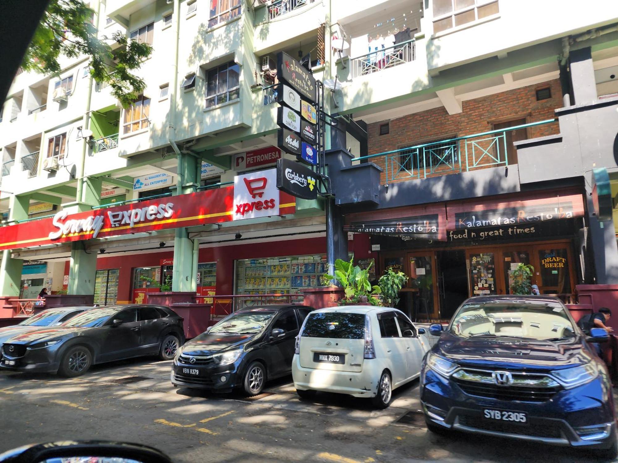 Y Homes Kota Kinabalu Exteriör bild